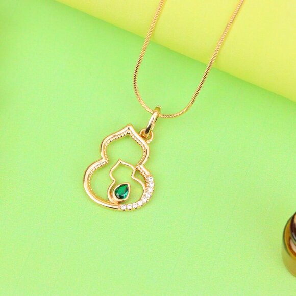 "Rose Gold Mother & Child Outline Pendant with Green Stone, XPPT1311 - Picture 11 of 12